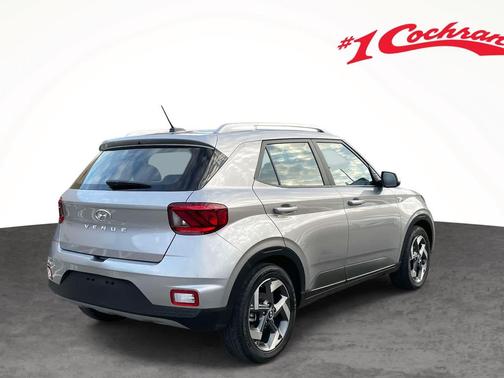 2023 Hyundai VENUE SEL