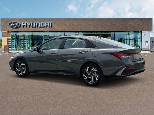 2025 Hyundai ELANTRA HEV Limited