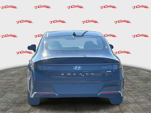 2025 Hyundai SONATA Hybrid SE