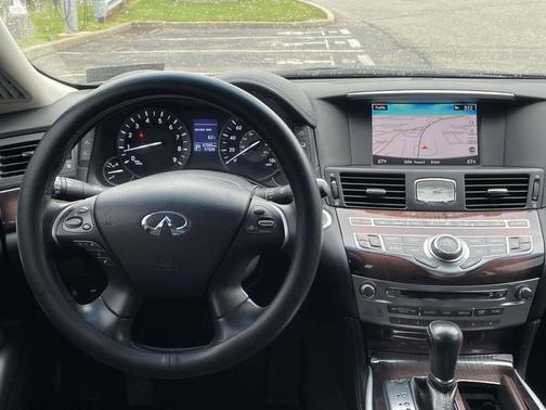 Black Obsidian 2018 INFINITI Q70L 3.7X LUXE