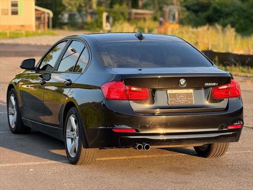 2012 BMW 328 328i 4dr Sedan