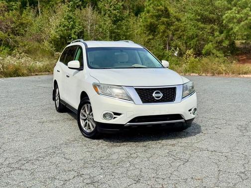 2014 Nissan Pathfinder SV