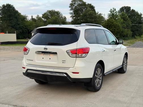 2014 Nissan Pathfinder SV