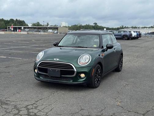 2016 MINI Hardtop Cooper