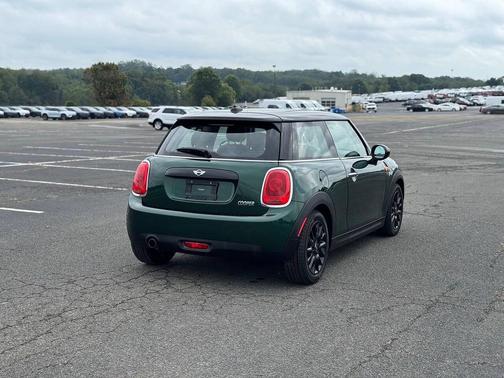 2016 MINI Hardtop Cooper