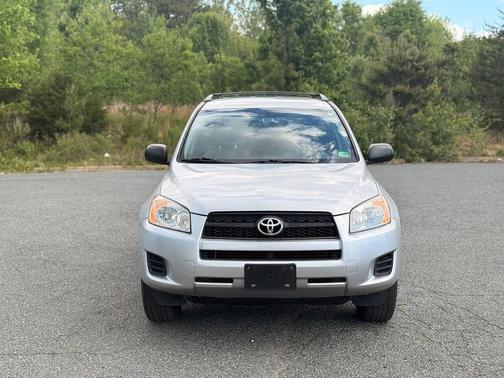 Silver 2009 Toyota RAV4 Base