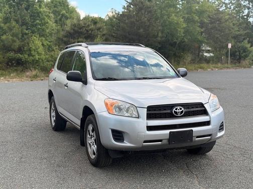 Silver 2009 Toyota RAV4 Base