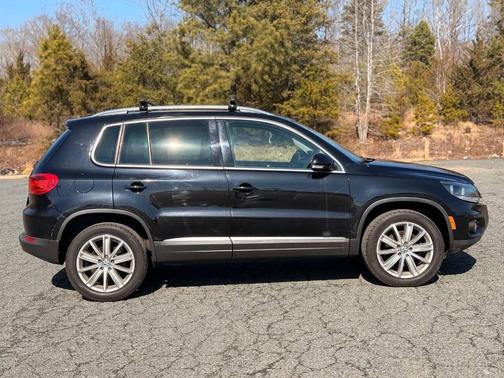 2012 Volkswagen Tiguan SE