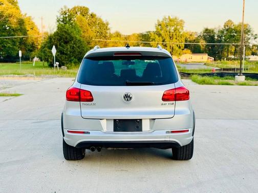 2015 Volkswagen Tiguan Auto R-Line
