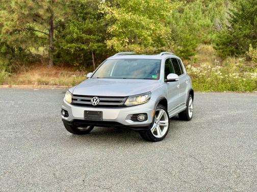 2015 Volkswagen Tiguan Auto R-Line