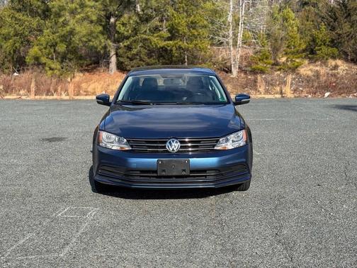 2015 Volkswagen Jetta Auto SE w/Connectivity