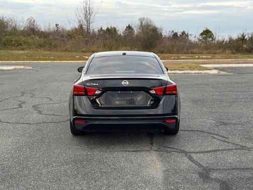 2020 Nissan Altima S FWD