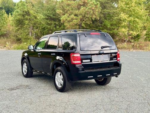 2009 Ford Escape XLT
