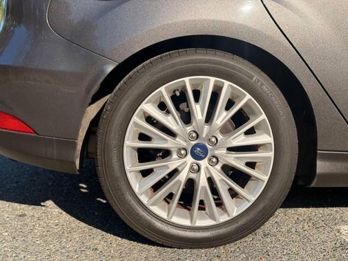 Tectonic 2015 Ford Focus Titanium