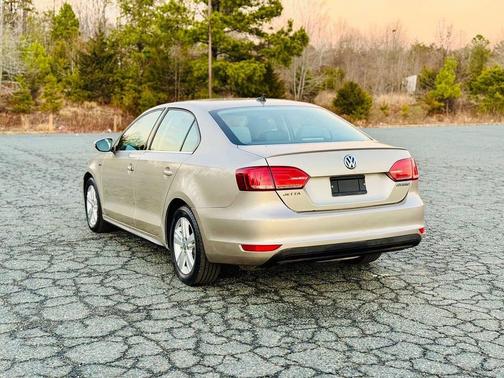 2013 Volkswagen Jetta Hybrid SEL
