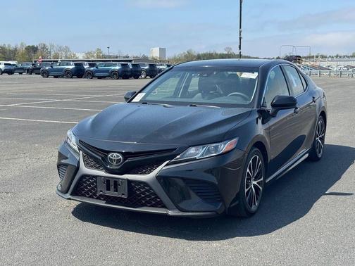 2018 Toyota Camry XLE
