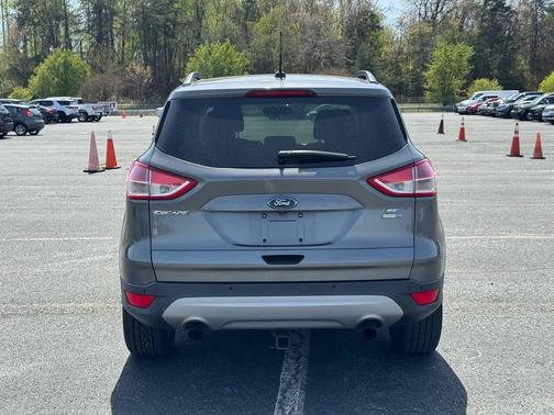 Sterling Gray Metallic 2014 Ford Escape SE