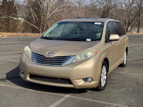 2011 Toyota Sienna Limited