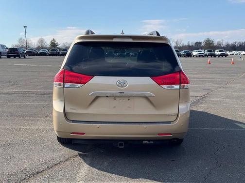 2011 Toyota Sienna Limited