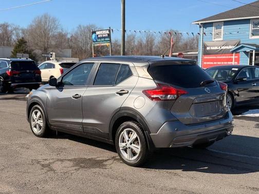 2020 Nissan Kicks S