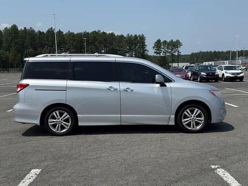 2015 Nissan Quest SL