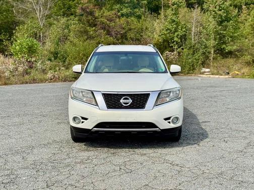 2014 Nissan Pathfinder SV
