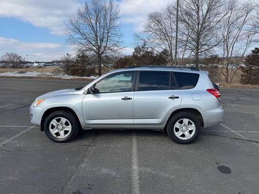 2009 Toyota RAV4 Base