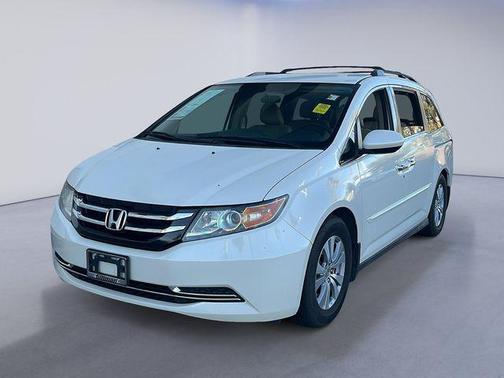 White Diamond Pearl 2016 Honda Odyssey EX