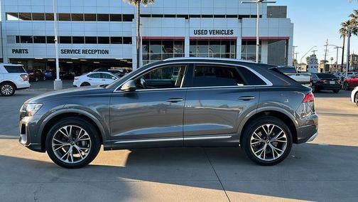 2024 Audi Q8 55 Premium Plus