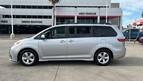 Celestial Silver Metallic 2020 Toyota Sienna LE