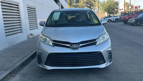 Celestial Silver Metallic 2020 Toyota Sienna LE