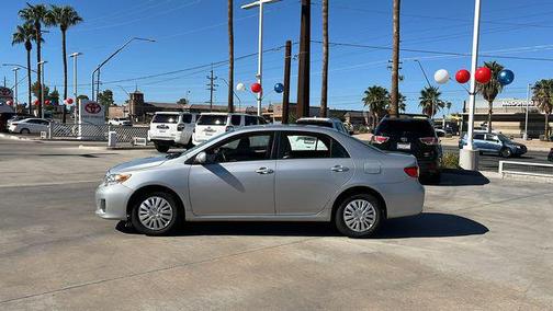 2011 Toyota Corolla LE