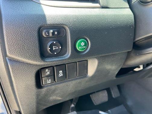 2022 Honda Pilot 2WD Sport