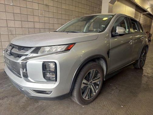 Alloy Silver Metallic 2024 Mitsubishi Outlander Sport SE