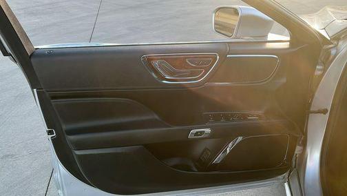 2019 Lincoln Continental Standard