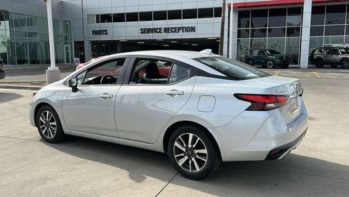 Brilliant Silver Metallic 2025 Nissan Versa 1.6 SV