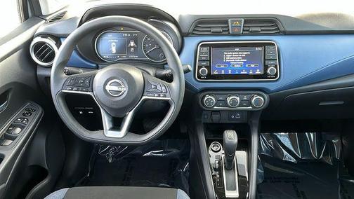 Brilliant Silver Metallic 2025 Nissan Versa 1.6 SV