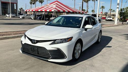 Ice Cap 2024 Toyota Camry LE
