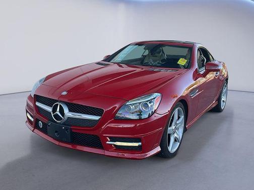 Mars Red 2016 Mercedes-Benz SLK-Class SLK300 Roadster