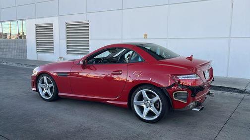 Mars Red 2016 Mercedes-Benz SLK-Class SLK300 Roadster