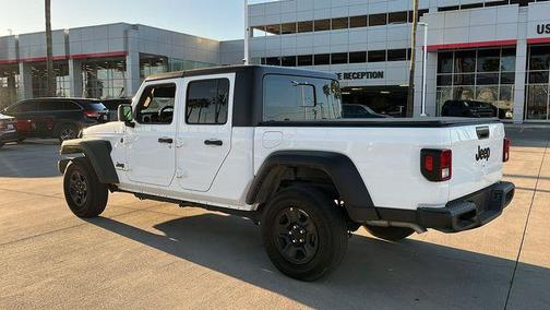2024 Jeep Gladiator Sport