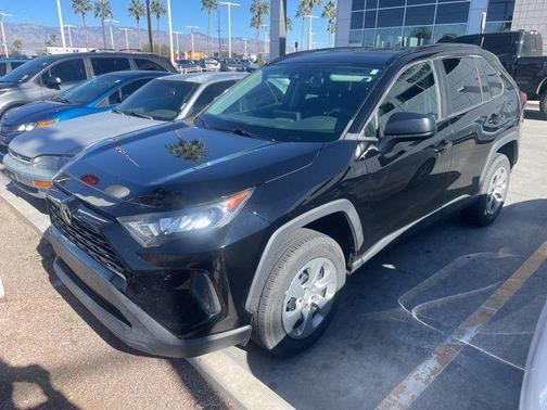 2021 Toyota RAV4 LE
