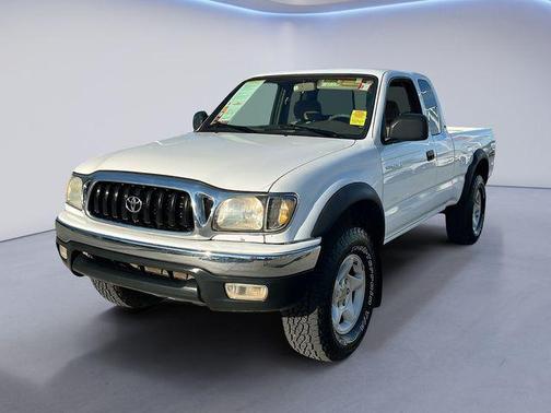 2004 Toyota Tacoma Xtracab