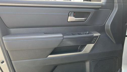 2026 Toyota Tundra Hybrid Platinum