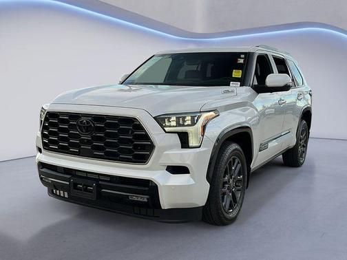 2025 Toyota Sequoia Platinum