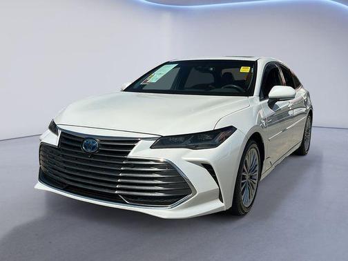 Wind Chill Pearl 2021 Toyota Avalon Hybrid Limited