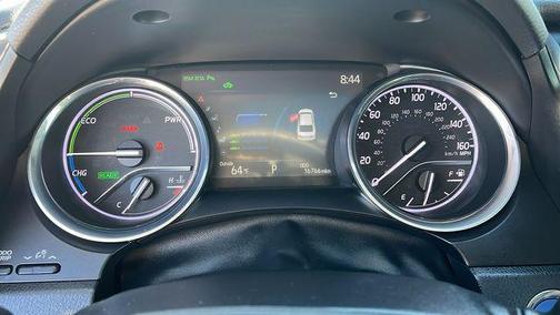 2019 Toyota Camry Hybrid XLE