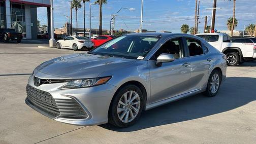 2024 Toyota Camry LE