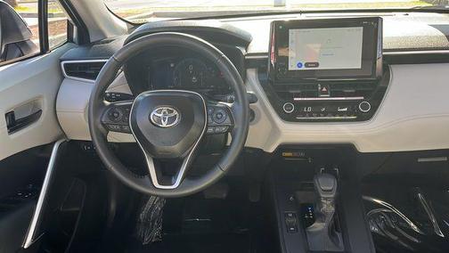 Sonic Silver 2026 Toyota Corolla Cross LE