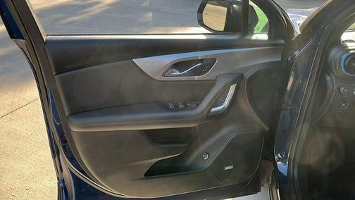 Blue Glow Metallic 2022 Chevrolet Blazer 3LT